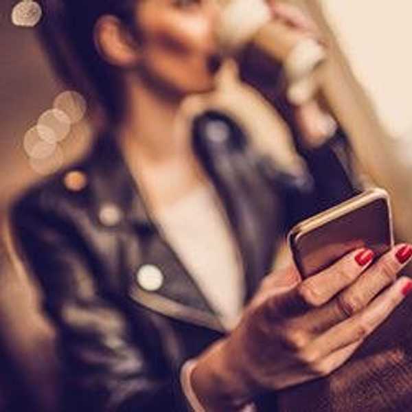 Stop Judging Your Friends’ Happiness On Social Media