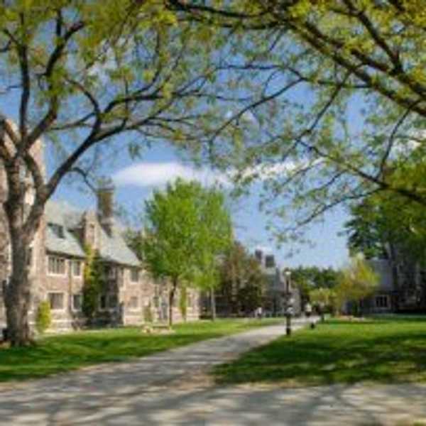 10 Signs You Go to School in the Middle of Nowhere