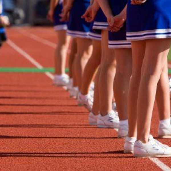 6 Ways Everyone Knew You Were A Cheerleader