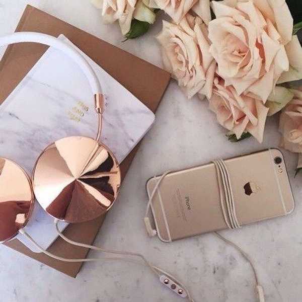 The Ultimate Summer Travel Playlist