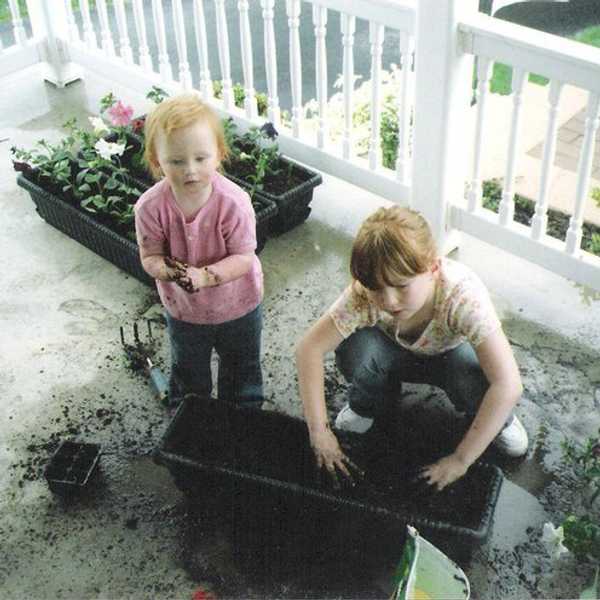 9 Reasons Why My Little Sister Is My Best Friend