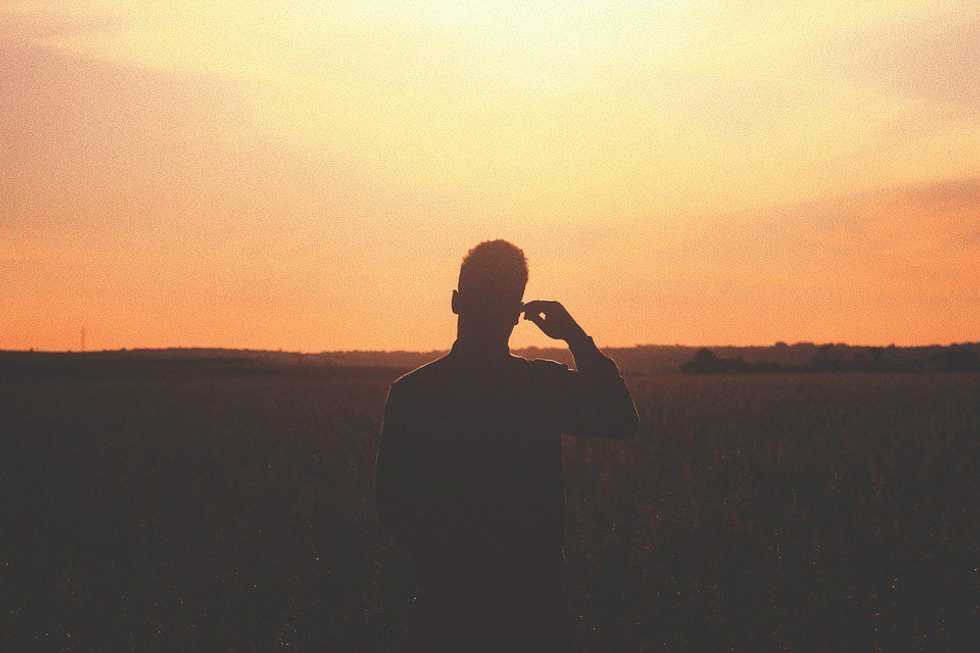 Why It's Healthy To Take A Break From Social Media