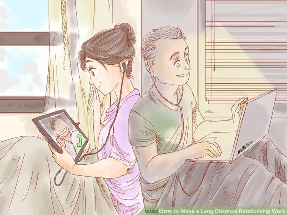 5 Things That Really Suck About Long-Distance Relationships in College