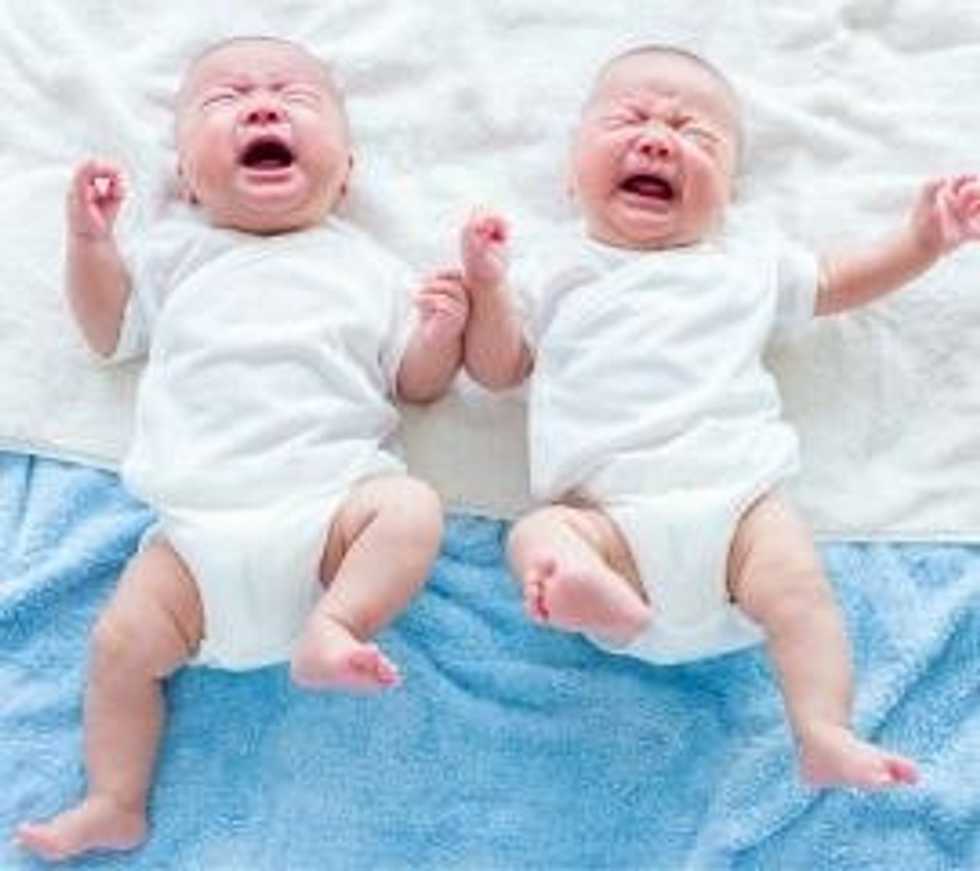 5 Struggles Of Being A Twin