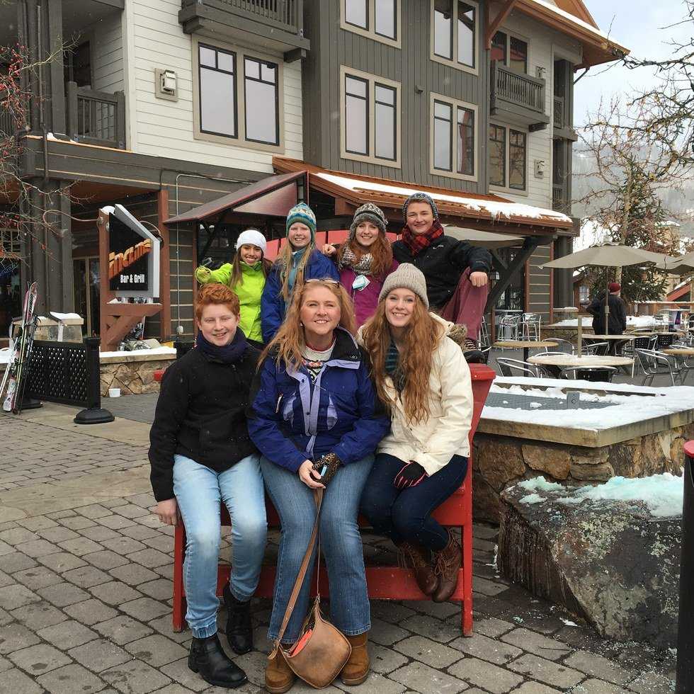 8 Truths Of Being In A Large Family