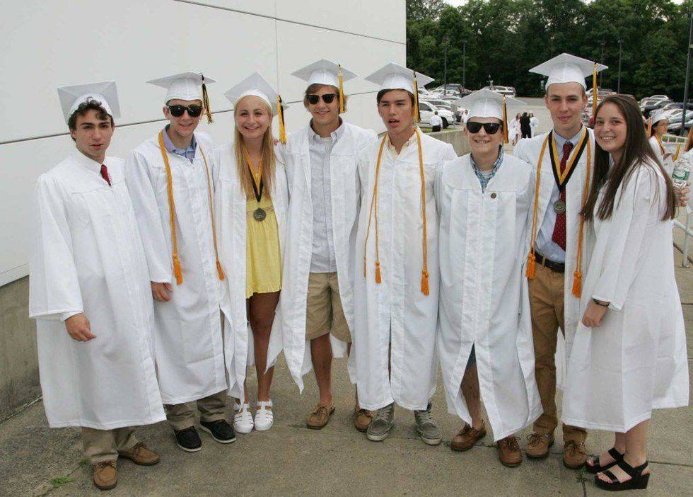 What I Learned From Leaving My Friends Behind At Graduation