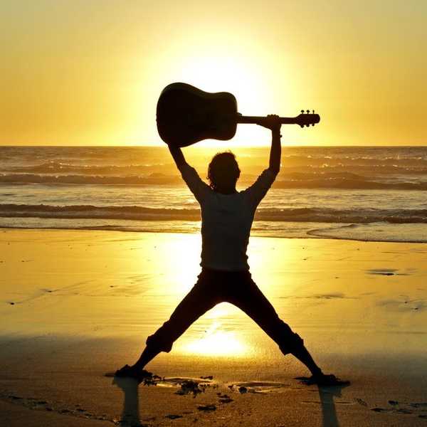 13 Songs Perfect For Summer Vibes