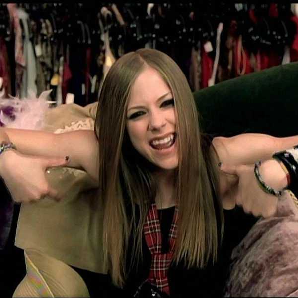 50 Songs That Make Up The Best 90s Kid's Playlist