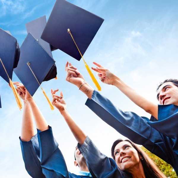 16 Inspirational Quotes Recent Graduates Should Live By