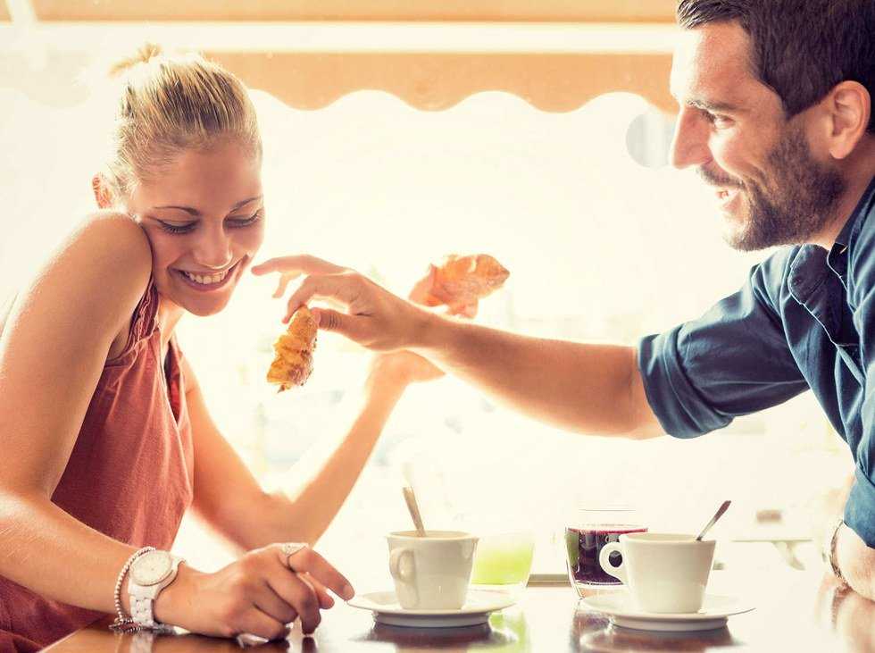 Hooking Up: Small College Edition