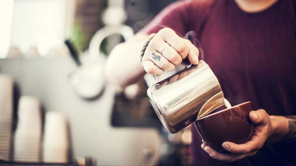 Why Baristas Are The Best People To Date