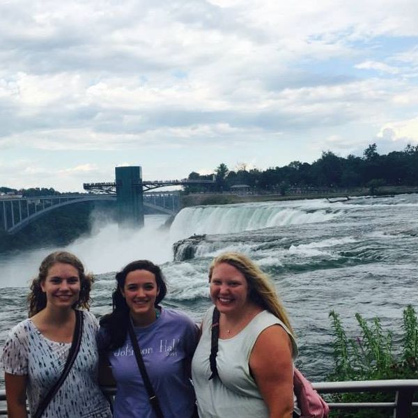 How To Travel As A Broke College Student