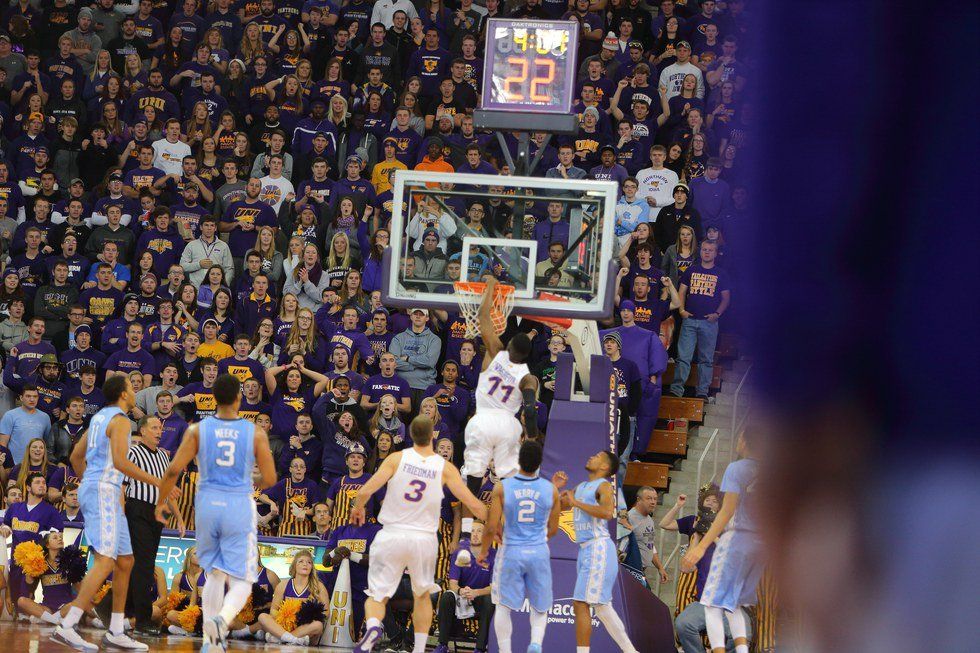 The 22 Expressions Of The Fanzone