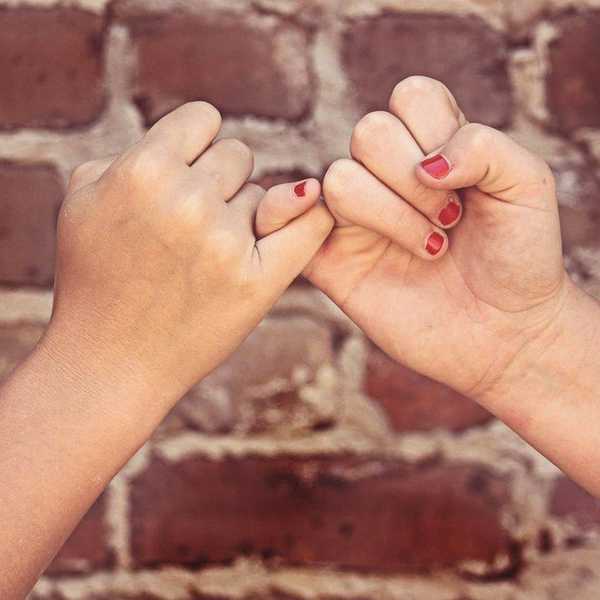 What To Do When Your BFF Isn't Home For The Summer Yet