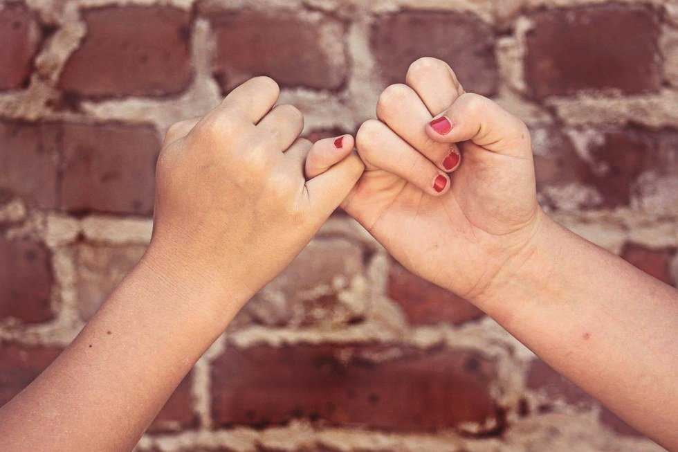 What To Do When Your BFF Isn't Home For The Summer Yet