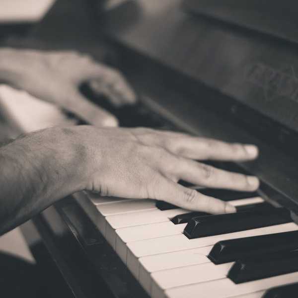 How Piano Can Create Emotion
