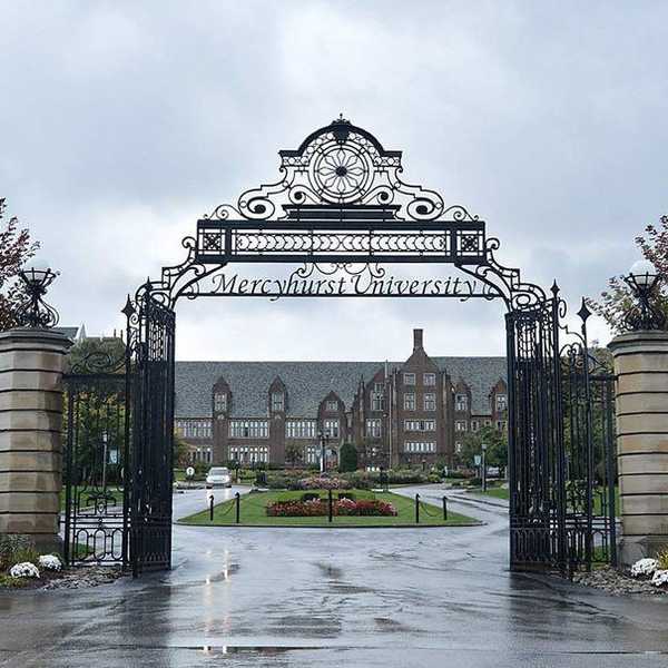 7 Reasons Why I Love Going To A Small College