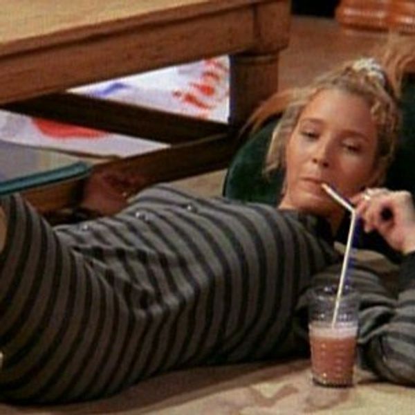 11 Times You Channel Your Inner Phoebe Buffay During Finals