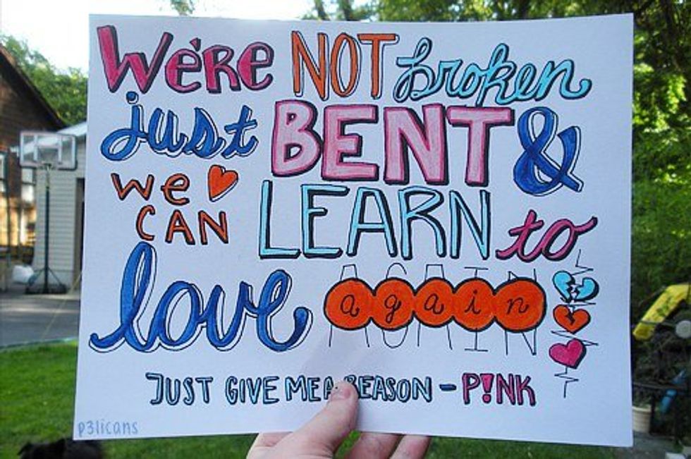 4 Reasons It Is Appropriate To Post Song Lyrics