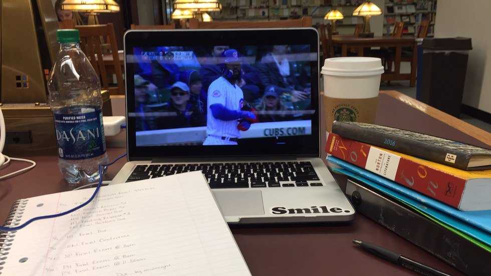 7 Very Real Experiences That Happen During Finals Week