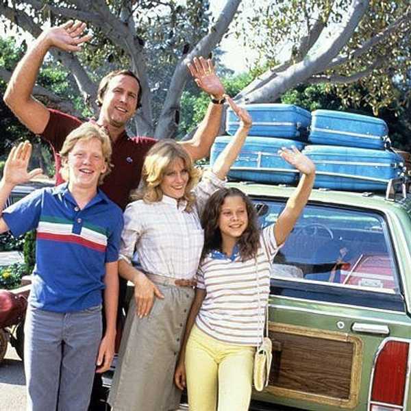Road Trips: Traveling Alone Versus Traveling With Family