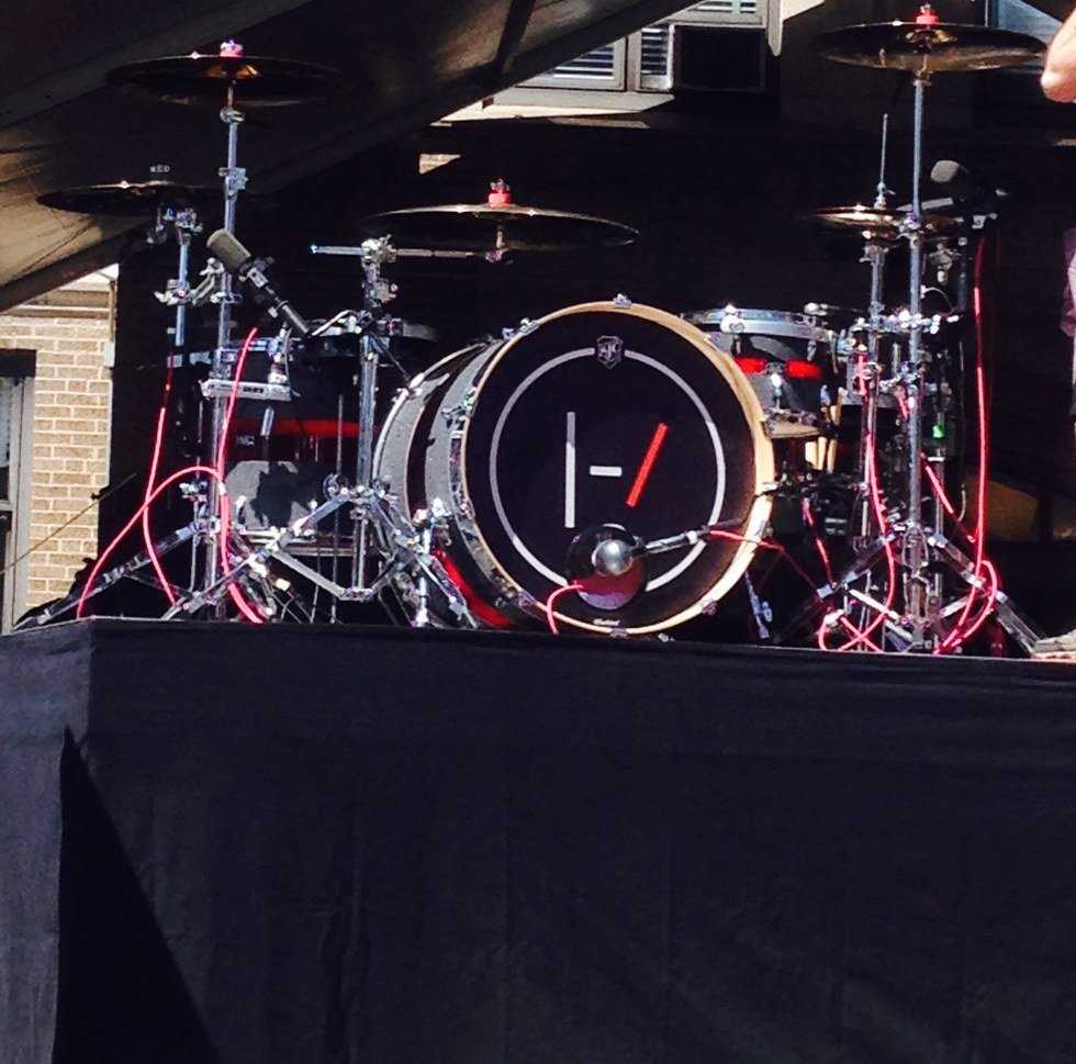 Reasons Twenty One Pilots Is More Than Just 'Stressed Out'