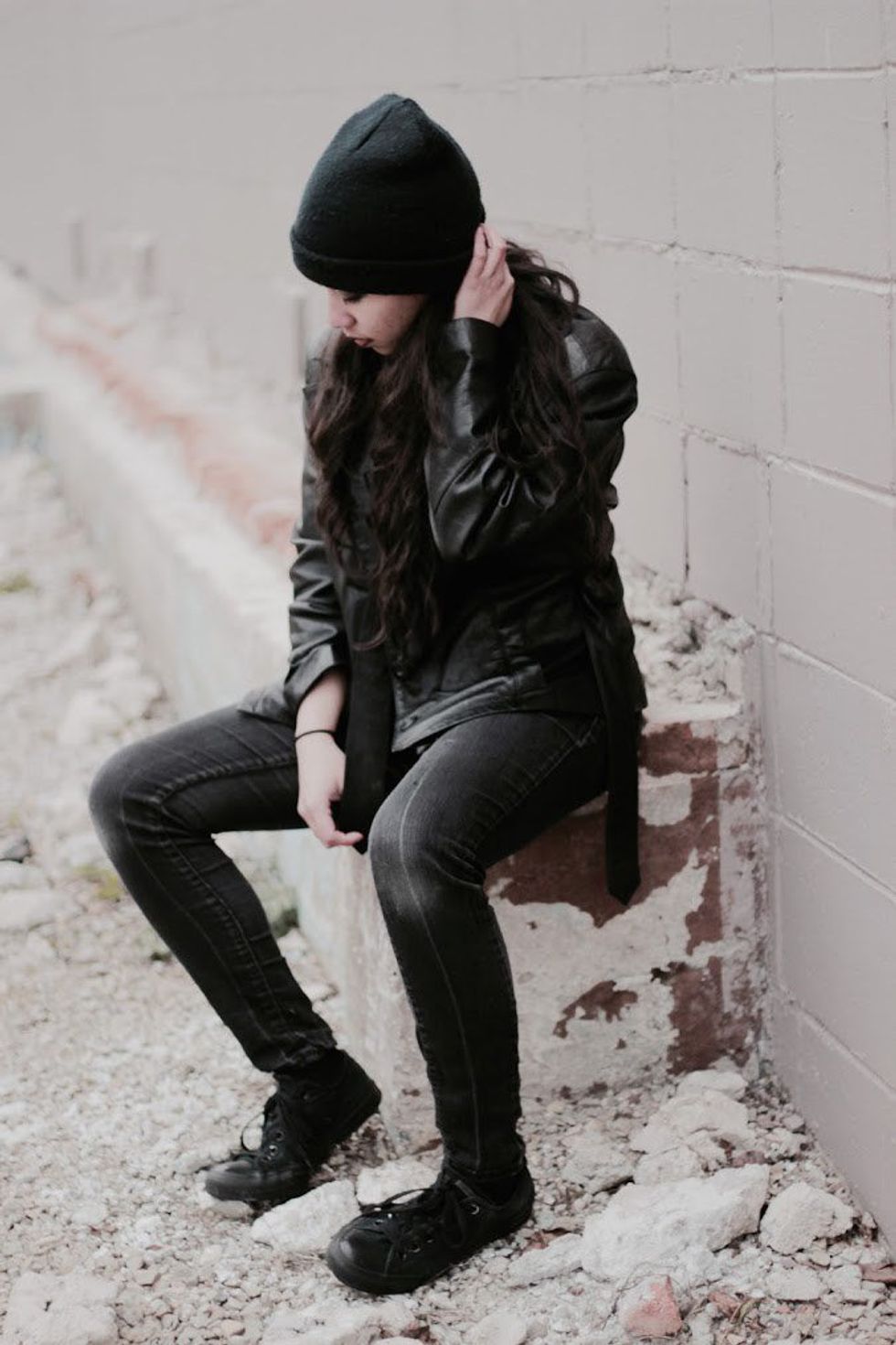 The Pros And Cons Of Wearing All Black