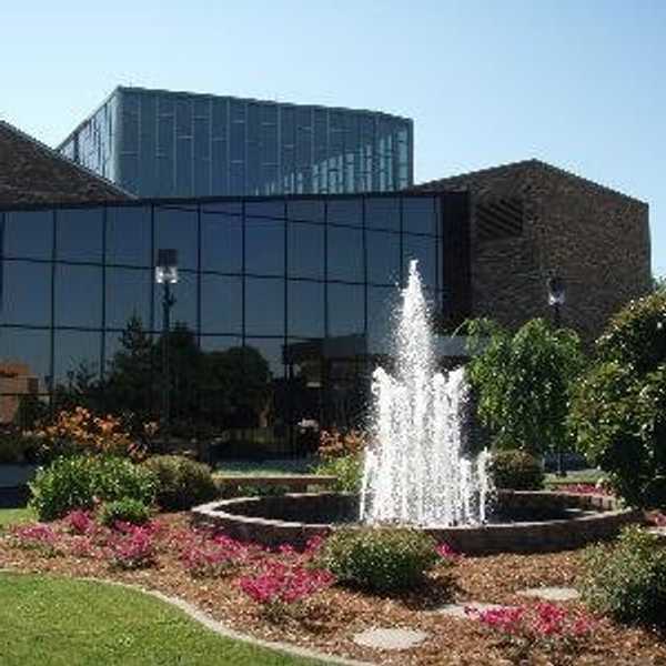 Surviving College As A Introverted Extrovert