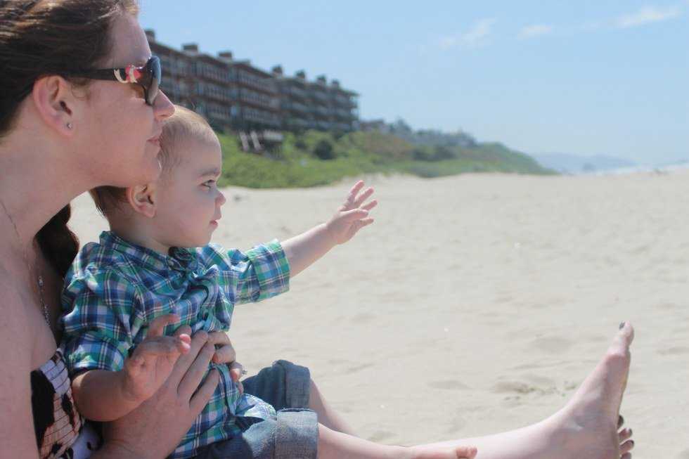 What If Mom's Were United Instead of Divided?