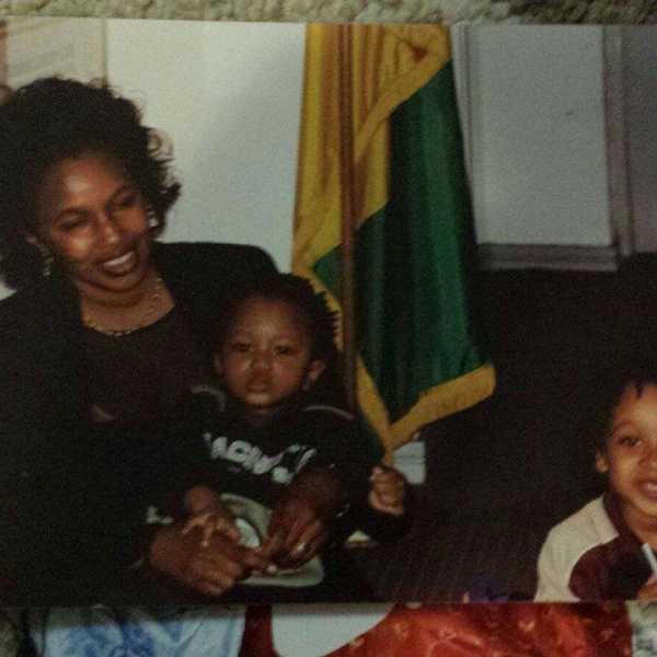 La Tristesse Durera Toujours