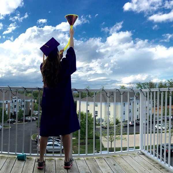 What If Grad Photos Depicted What College Was Really Like?