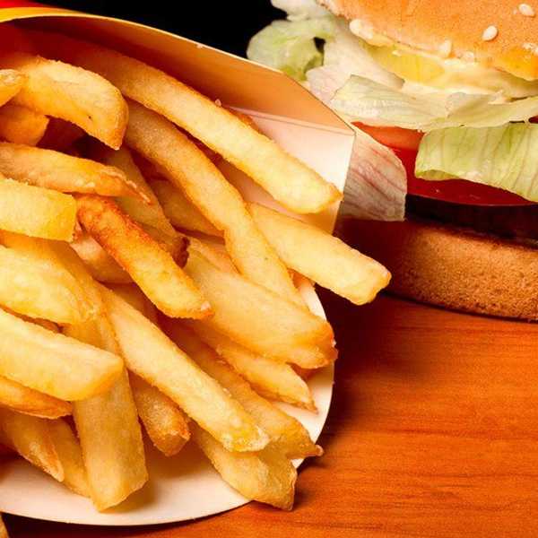 11 Things A Fast Food Worker Would Tell You