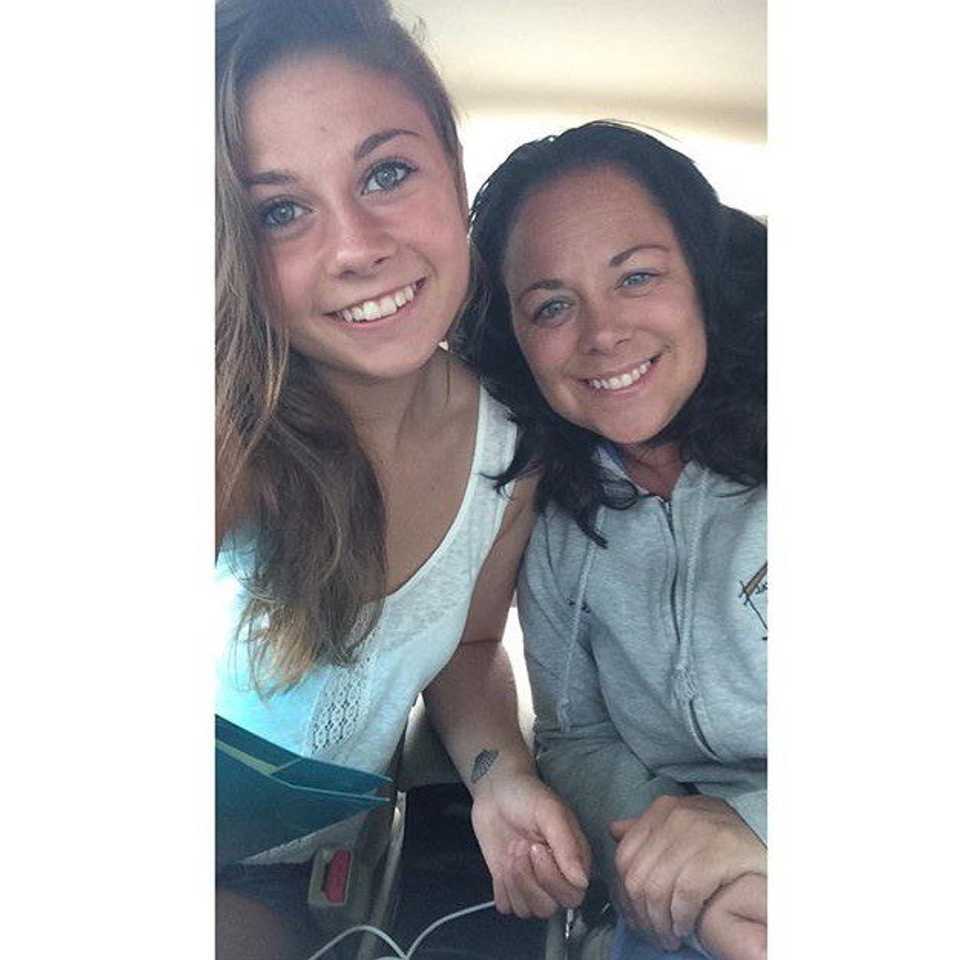 5 Things You Know To Be True If You Look Like Your Mom