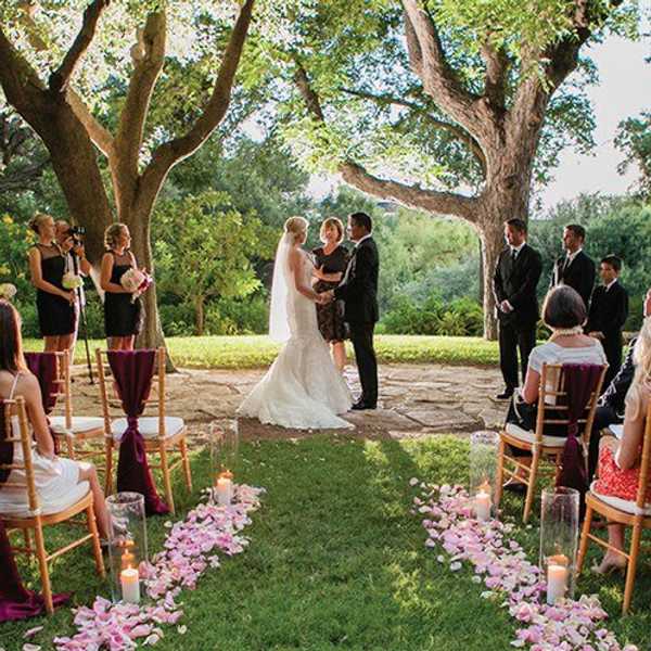 18 Dresses Perfect For Summer Weddings