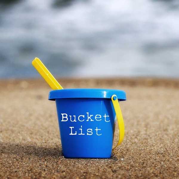 Why Everyone Should Have a College Bucket List