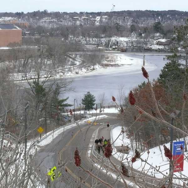 12 Tips For Surviving Your Freshman Year Of College