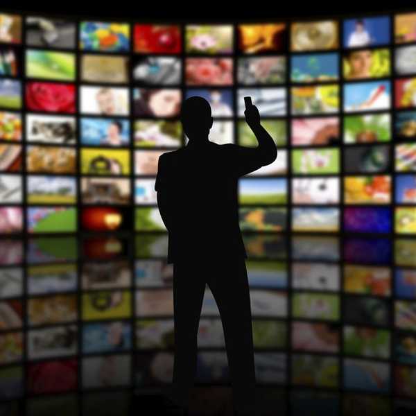 4 Emotional Phases Of Binge-Watching A TV Show