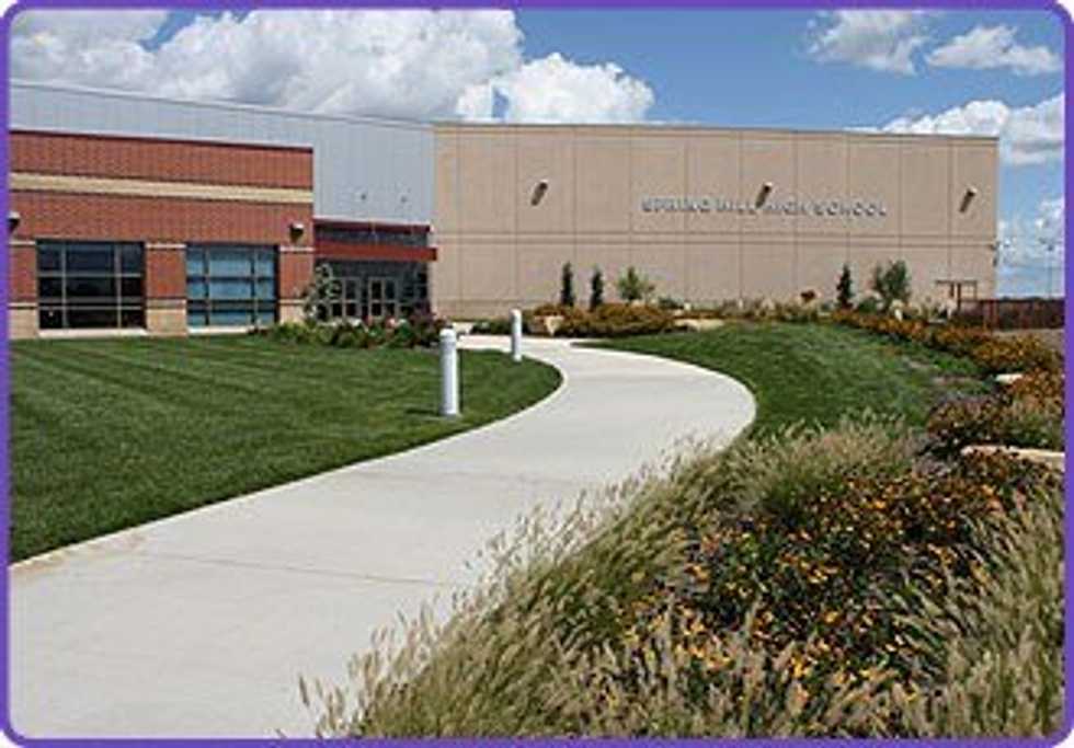 10 Signs You Went To Spring Hill High School