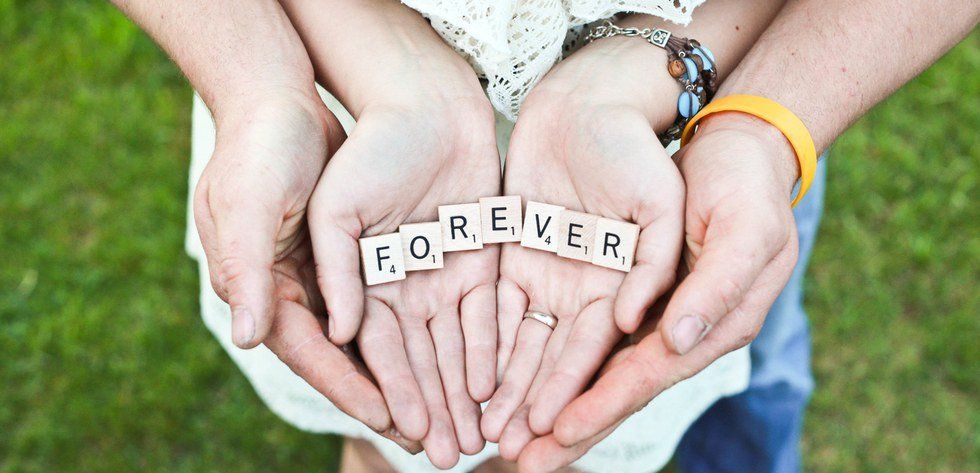 Why Having A Twin Sister Is The Best Thing Ever