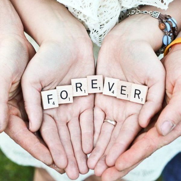 Why Having A Twin Sister Is The Best Thing Ever