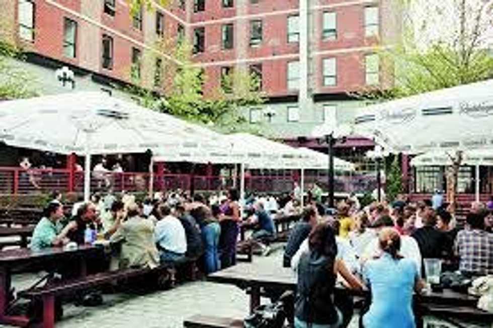 9 NYC Bars That Should Be on Your Summer List