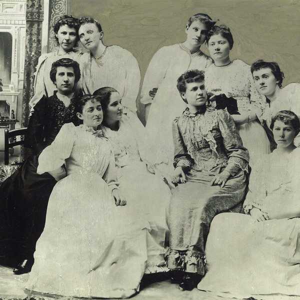 Why the Founders of Alpha Xi Delta Are Squad Goals