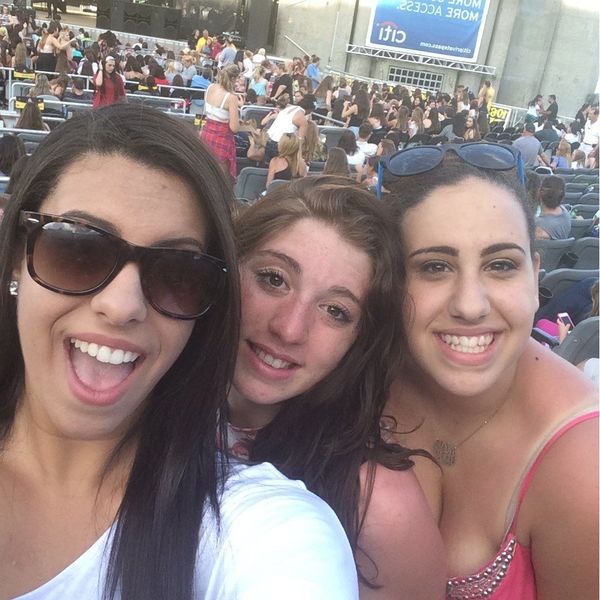 13 Reasons Why There's Nothing Wrong Being Single