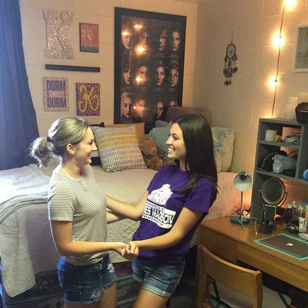 16 Dumb Things We All Did Freshman Year Of College