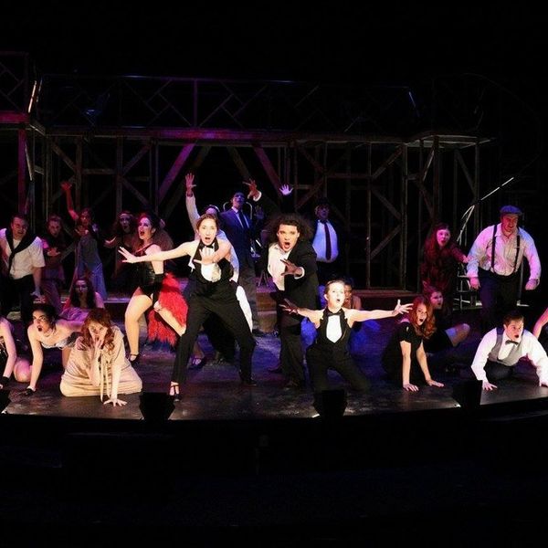 7 Phases You Go Through During A Show