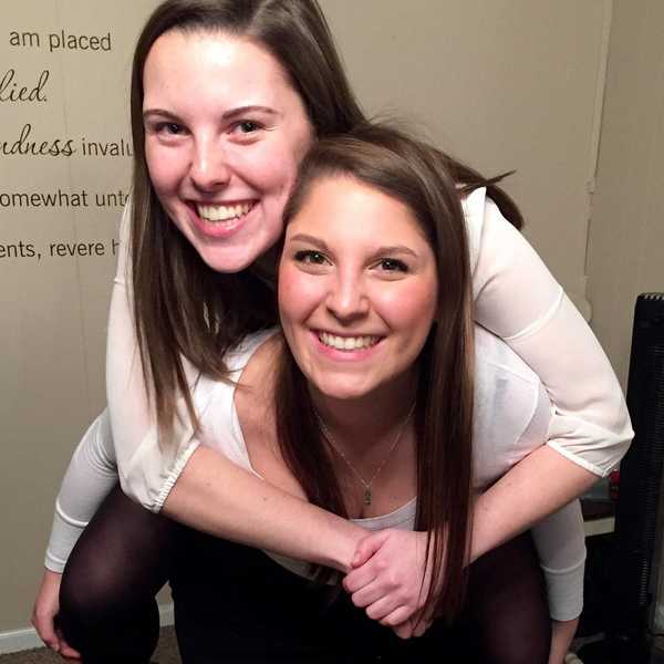 Perks Of Going To The Same College As Your Sister