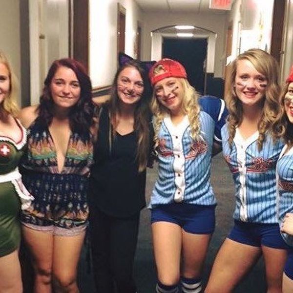 How to Stay Safe at College Parties