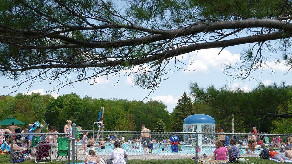 15 Signs Of An Arrowhead Lake Summer