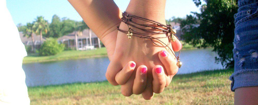 A Sappy Letter To The Best Friends I'm Leaving