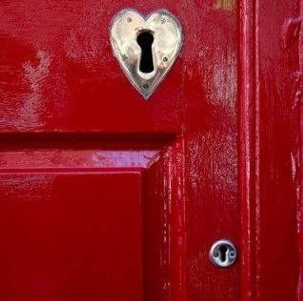 What Makes A House, "Home"